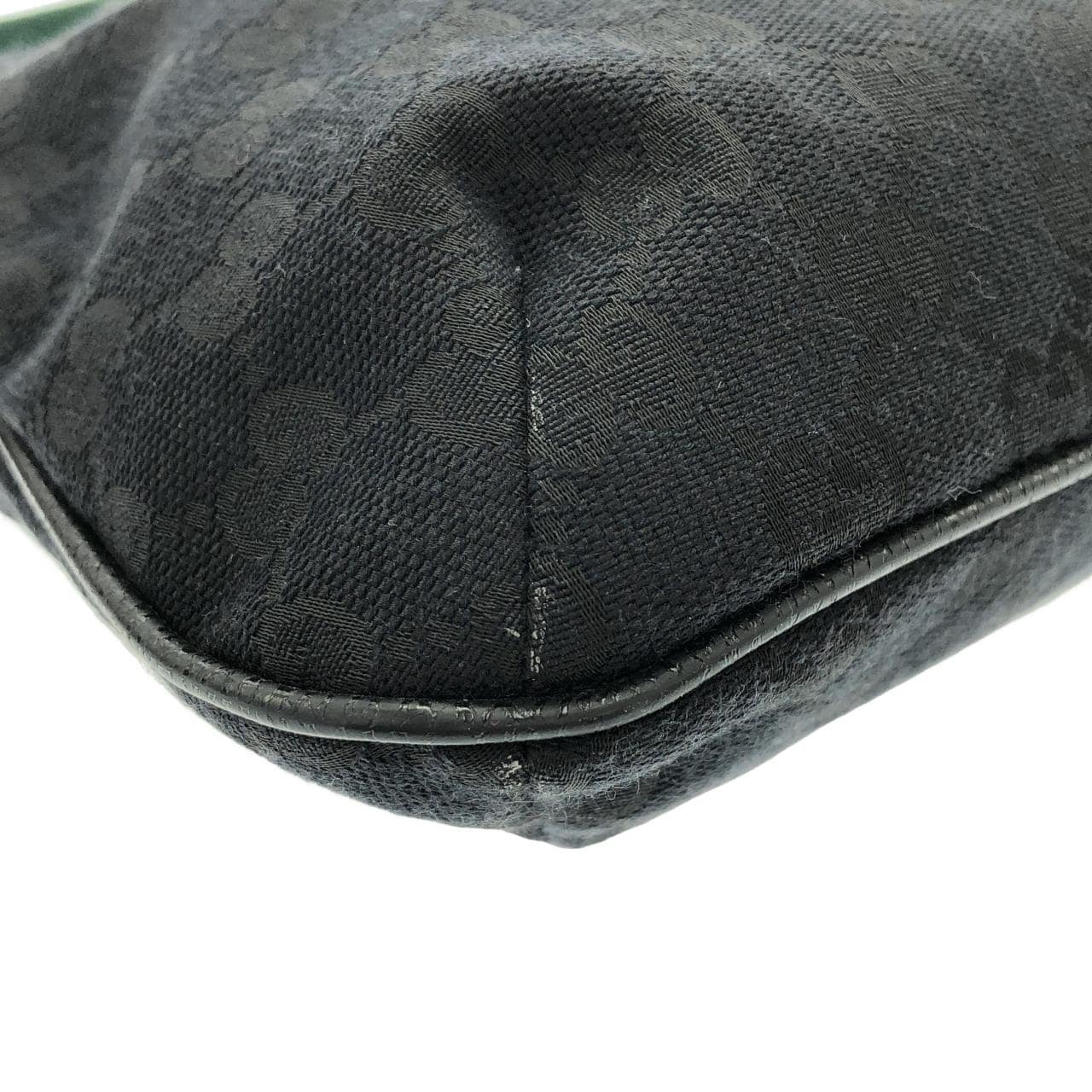 GUCCI 189749 KQWGR 肩背包 帆布 3