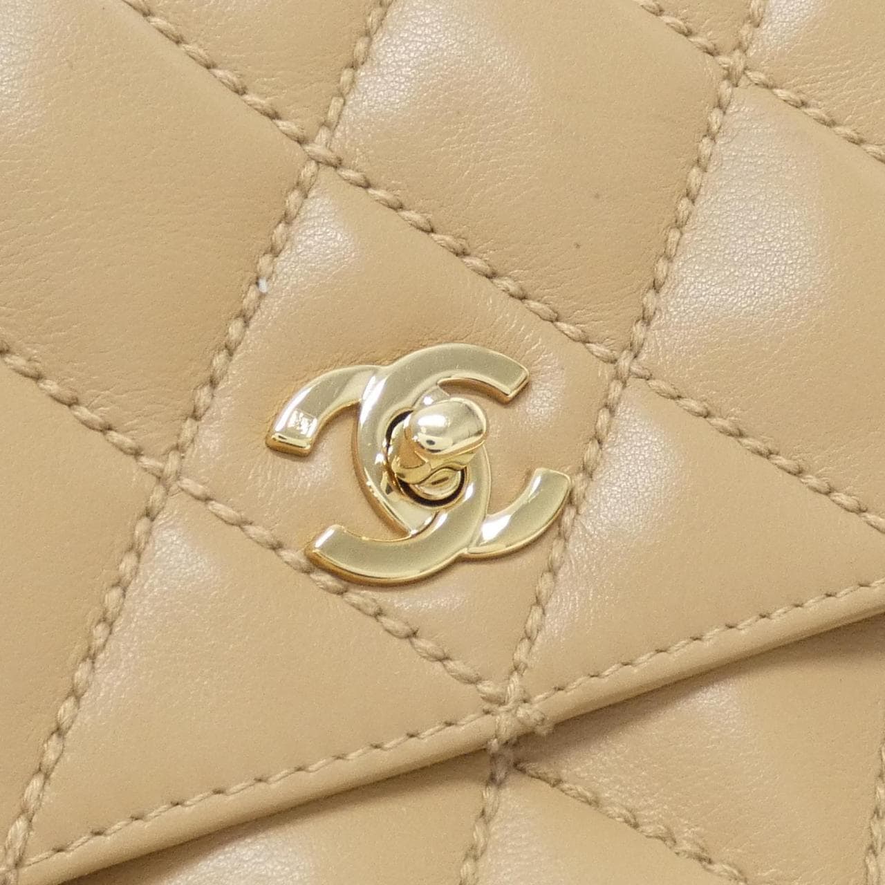 CHANEL 14687 Shoulder 4