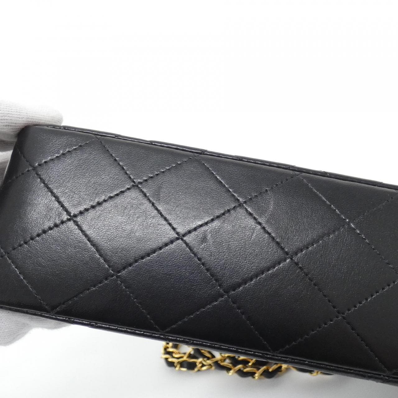 CHANEL Matelasse 1112 Shoulder Lambskin 3