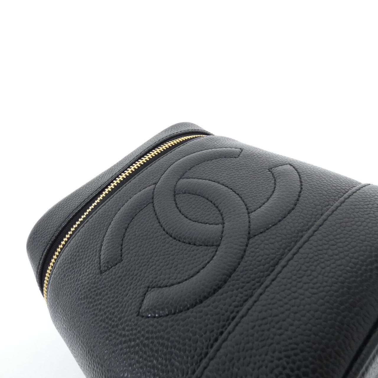 CHANEL 1998 Handbag Grained Calfskin 4