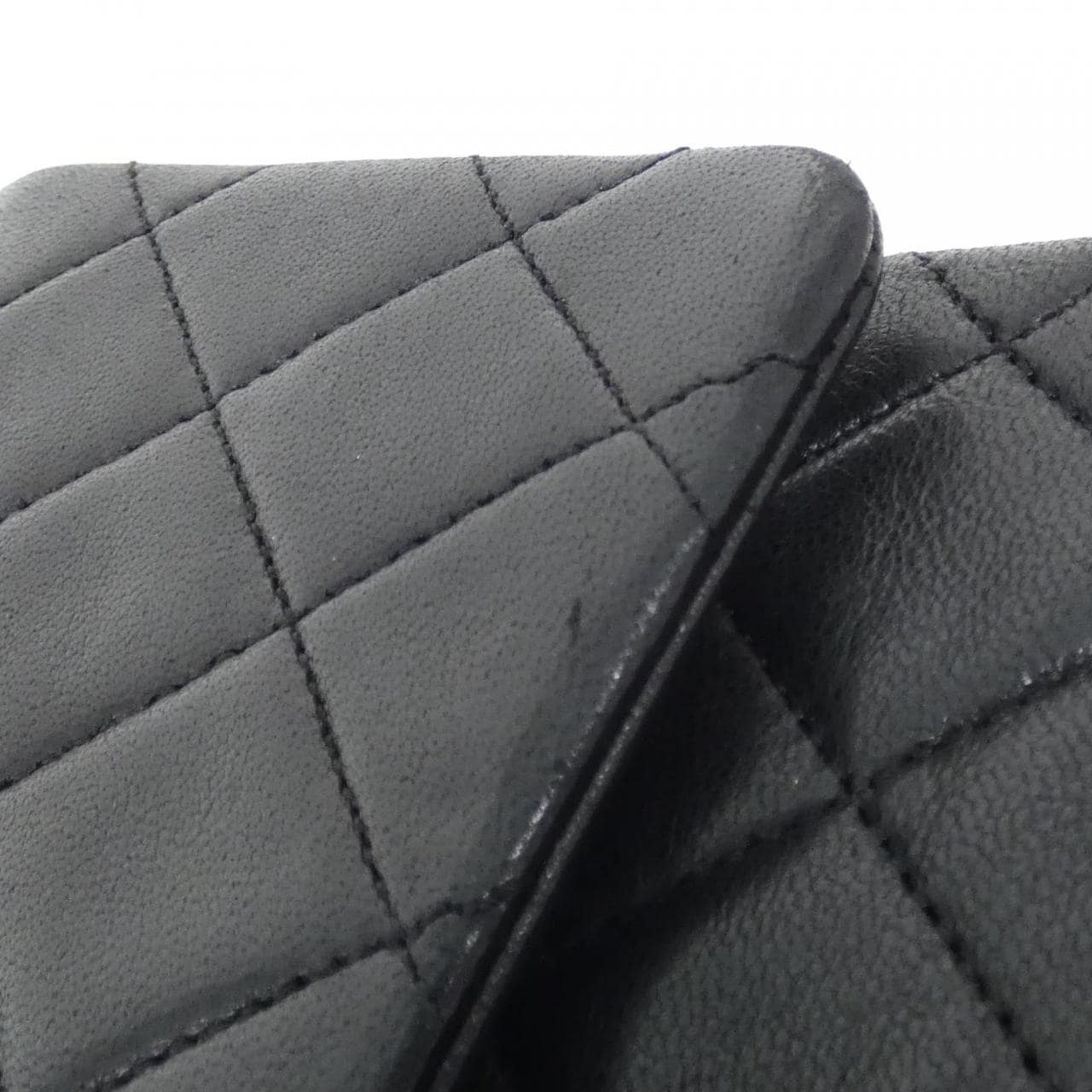 CHANEL Matelasse 1112 Shoulder Lambskin 4