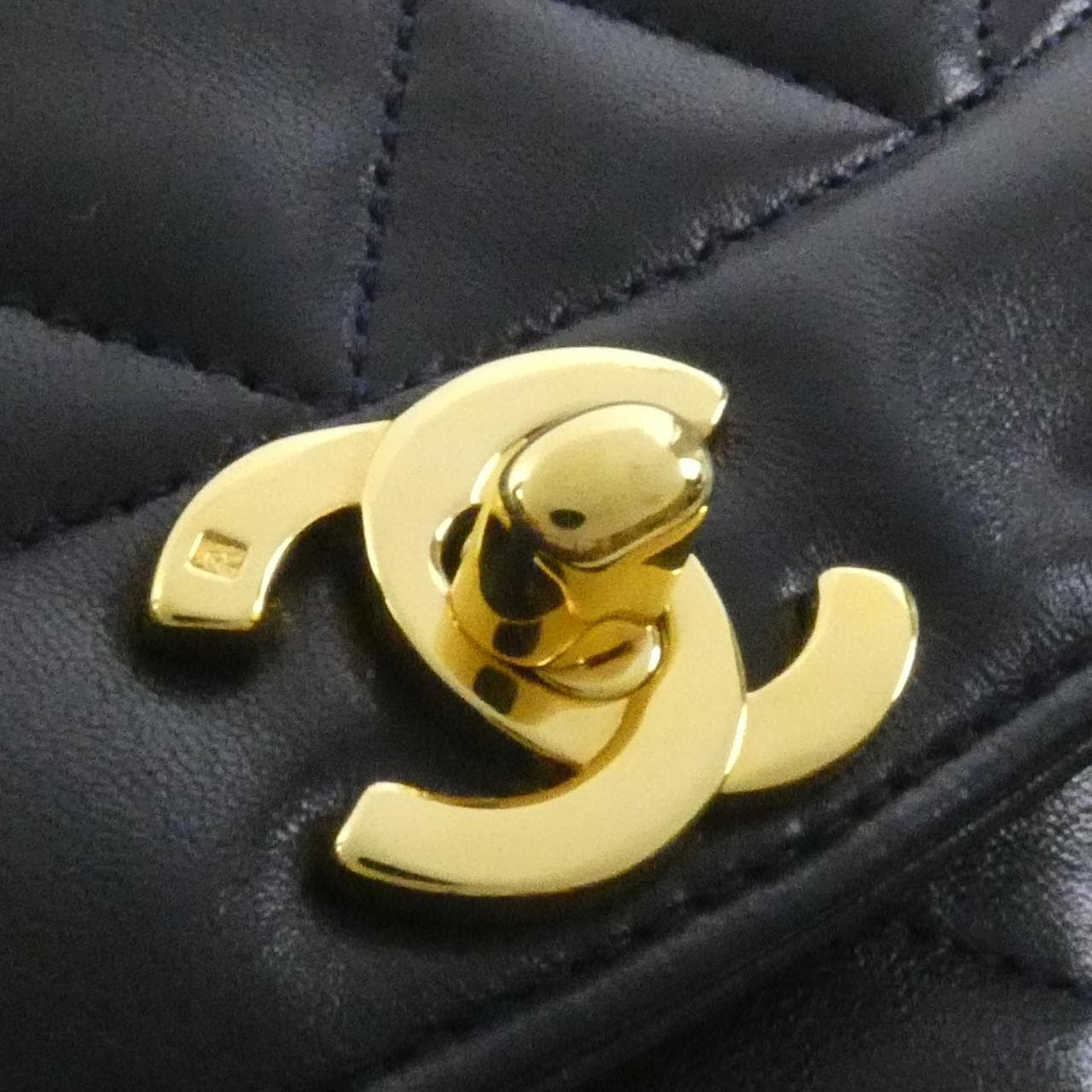 CHANEL 01165 Shoulder Lambskin 5
