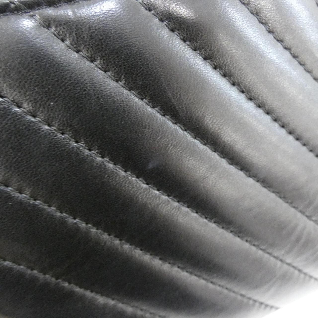 CHANEL Shoulder Lambskin 4