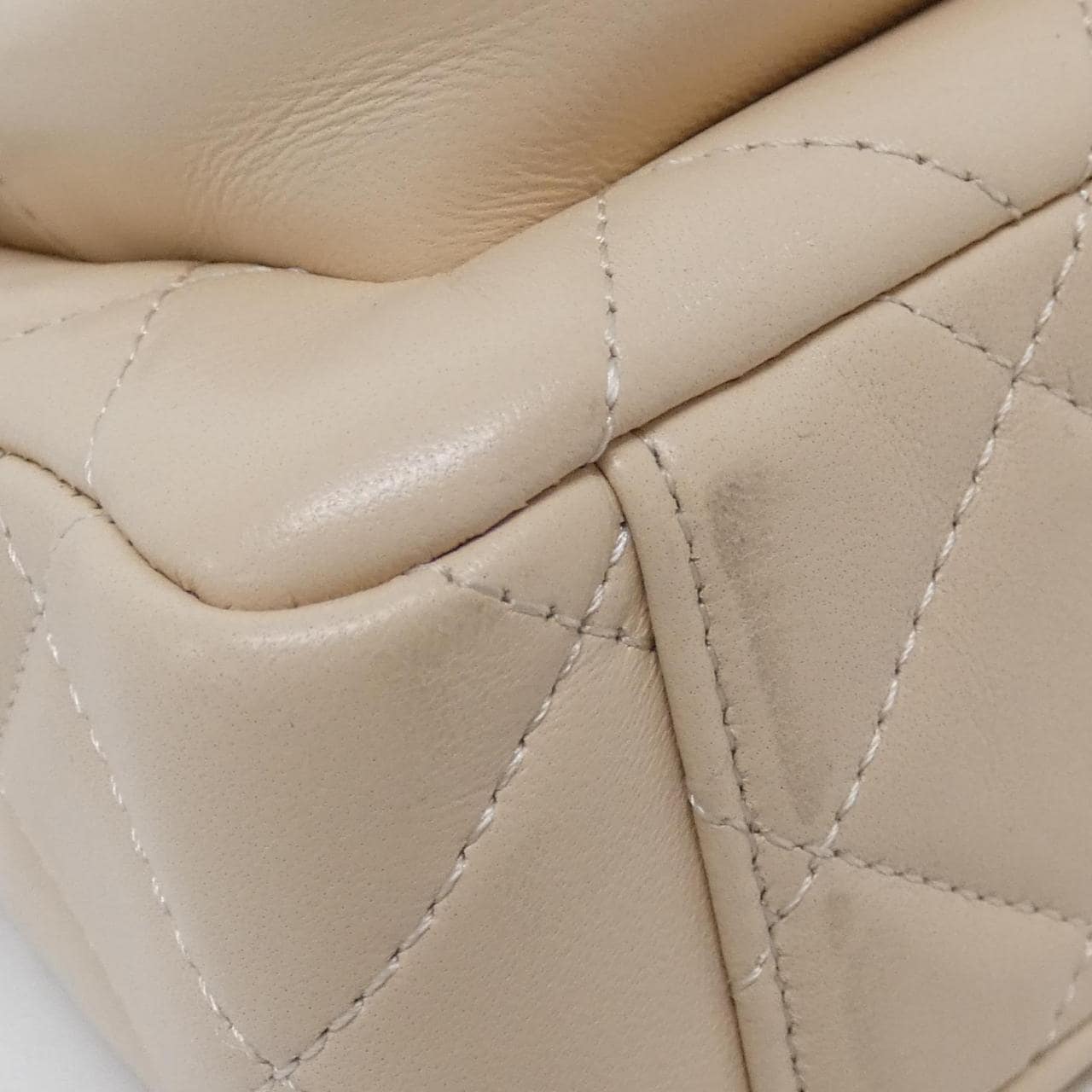 CHANEL AP4349 Shoulder Lambskin 3