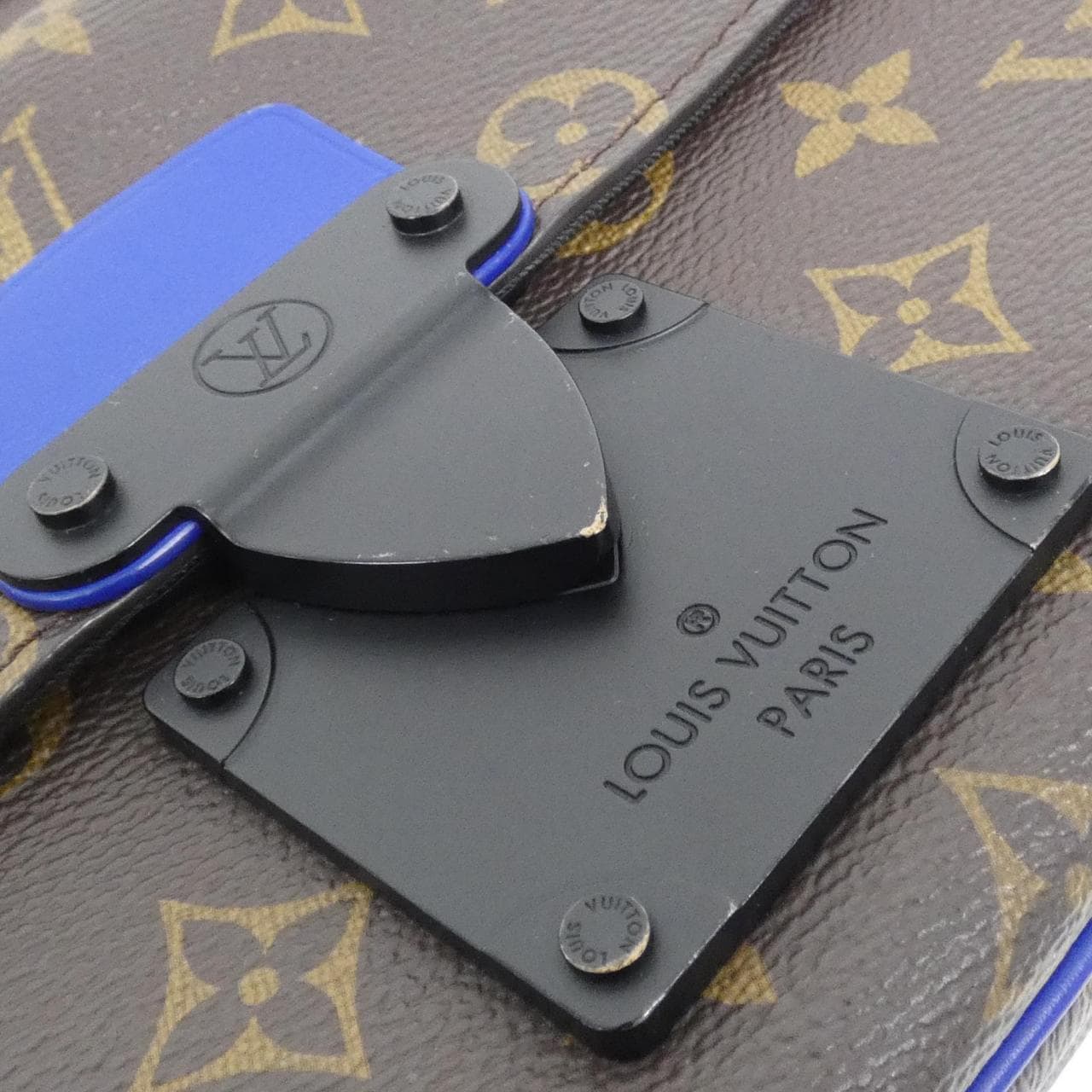 LOUIS VUITTON M45863 肩背包 Monogram 4