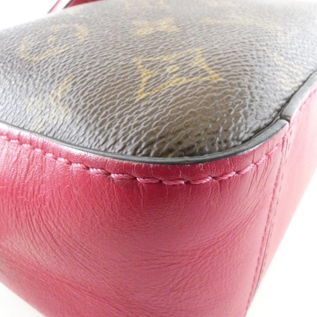 LOUIS VUITTON M43557 Shoulder Monogram 3