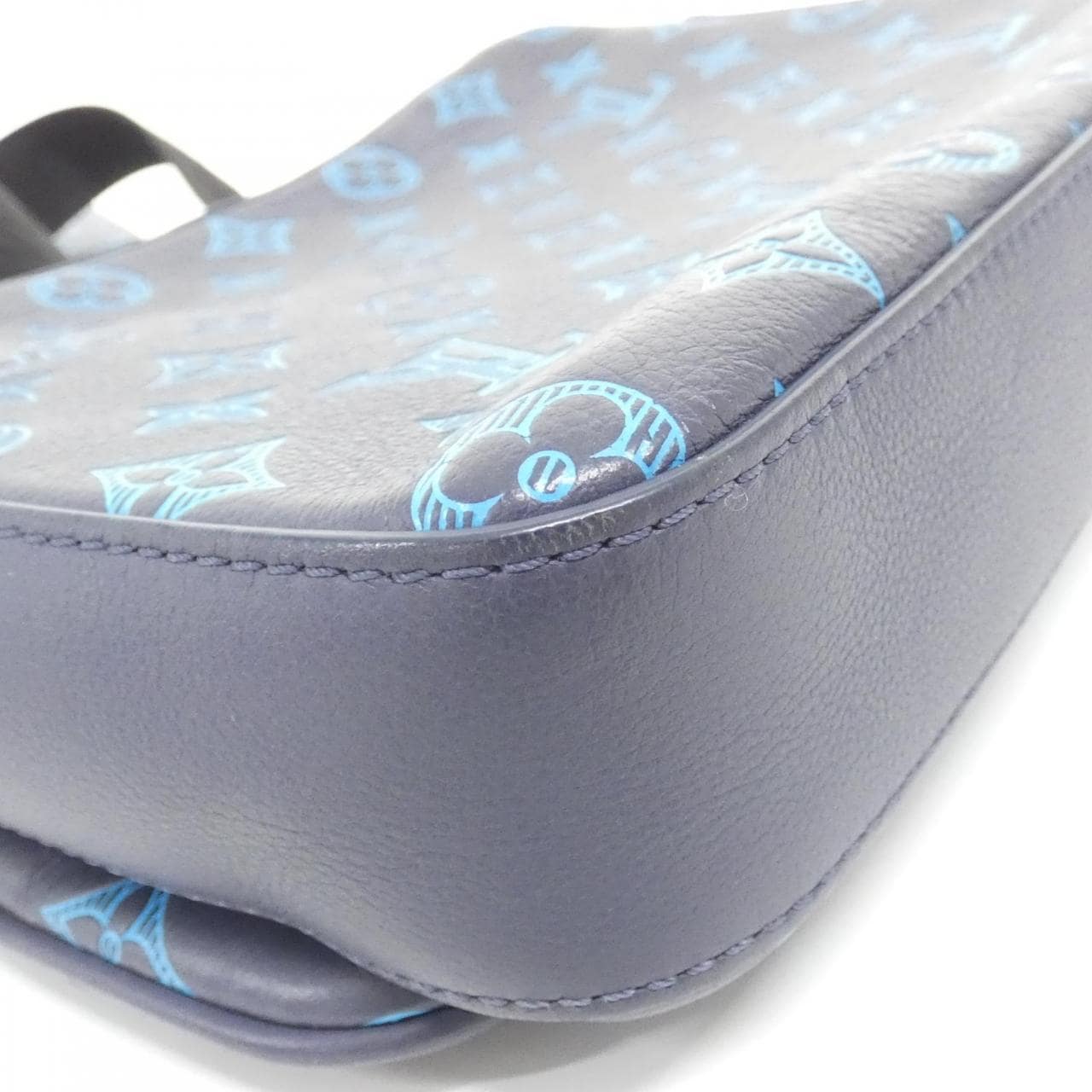LOUIS VUITTON M46604 Shoulder Monogram 3
