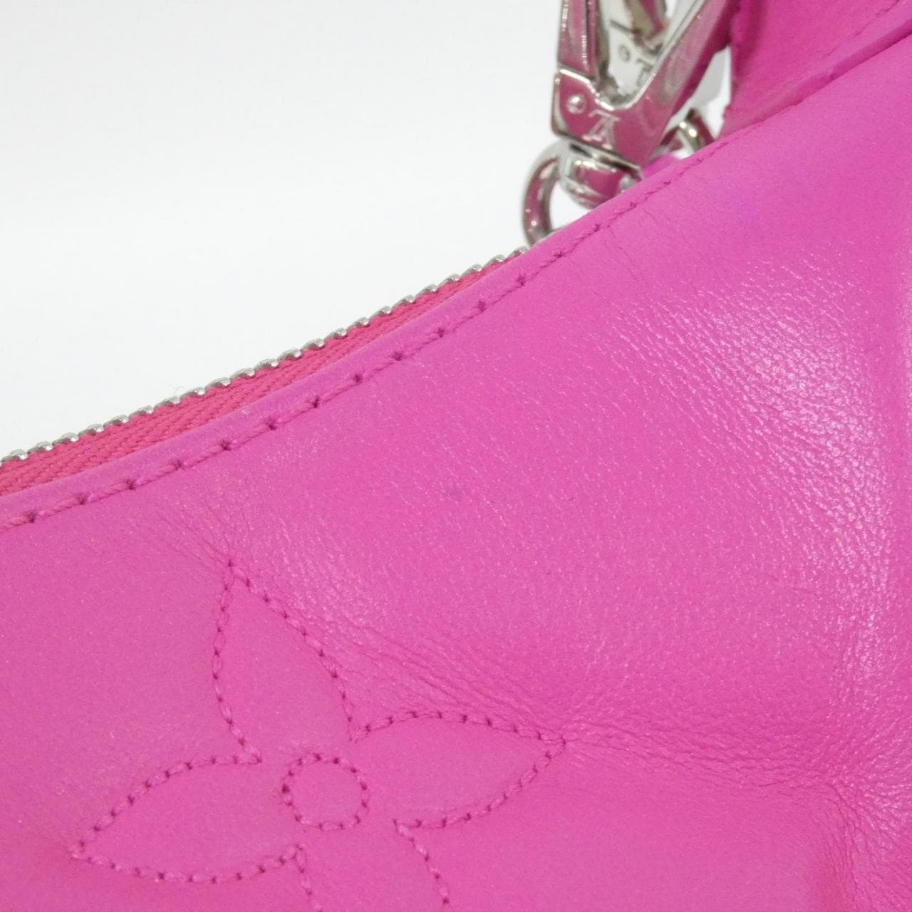 LOUIS VUITTON M59915 肩背包 羊皮 5
