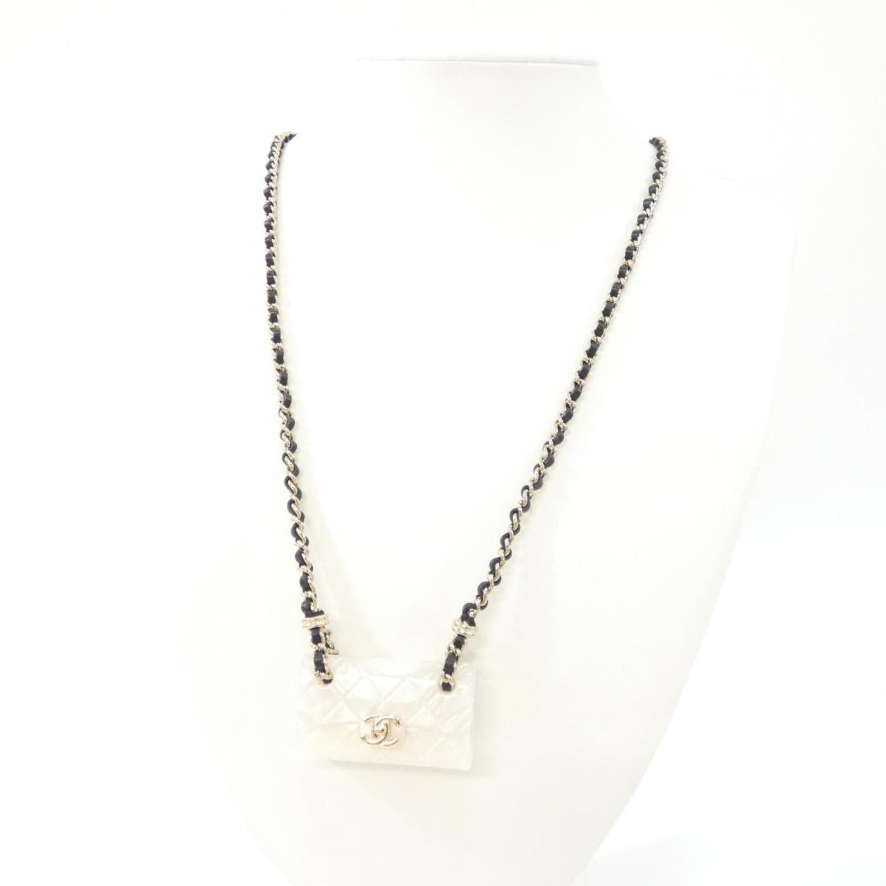 CHANEL ABA003 Accessories 5