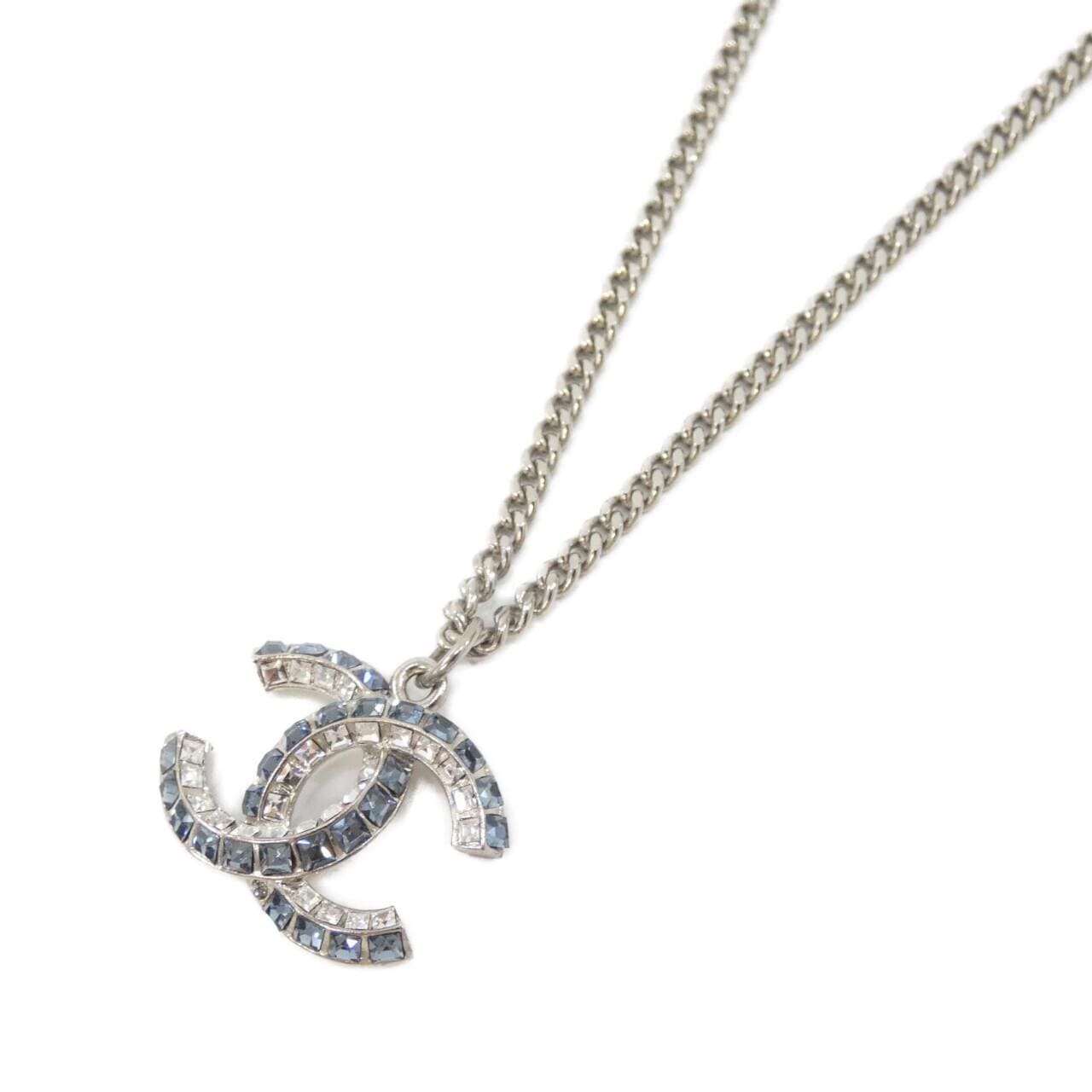 CHANEL AB0868