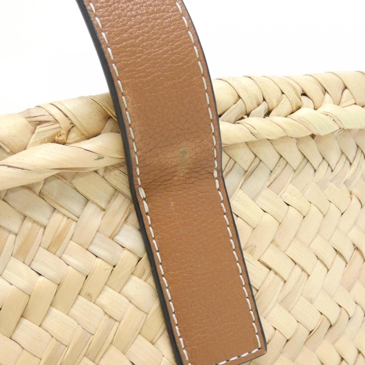 LOEWE 327 02 S93 Handbag 5