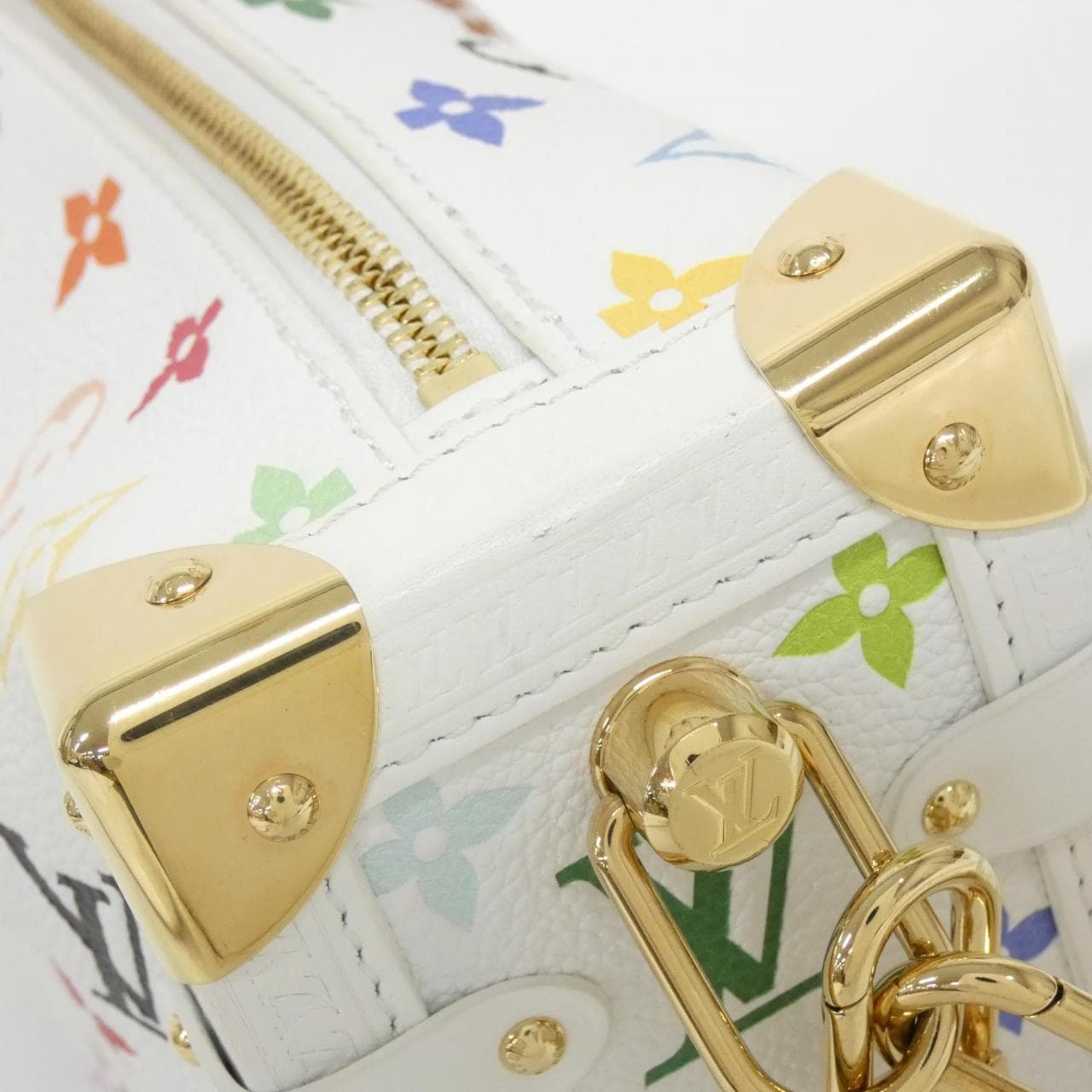 LOUIS VUITTON M14046 肩背包 5