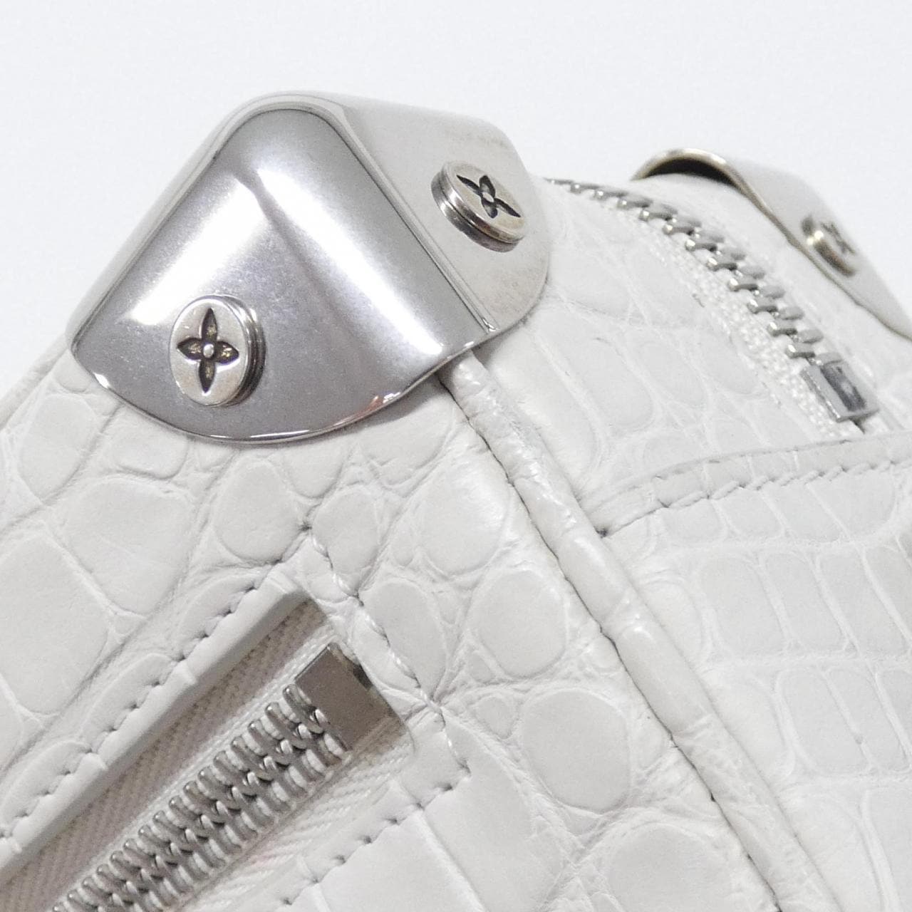 LOUIS VUITTON N98495 肩背包 皮革 4