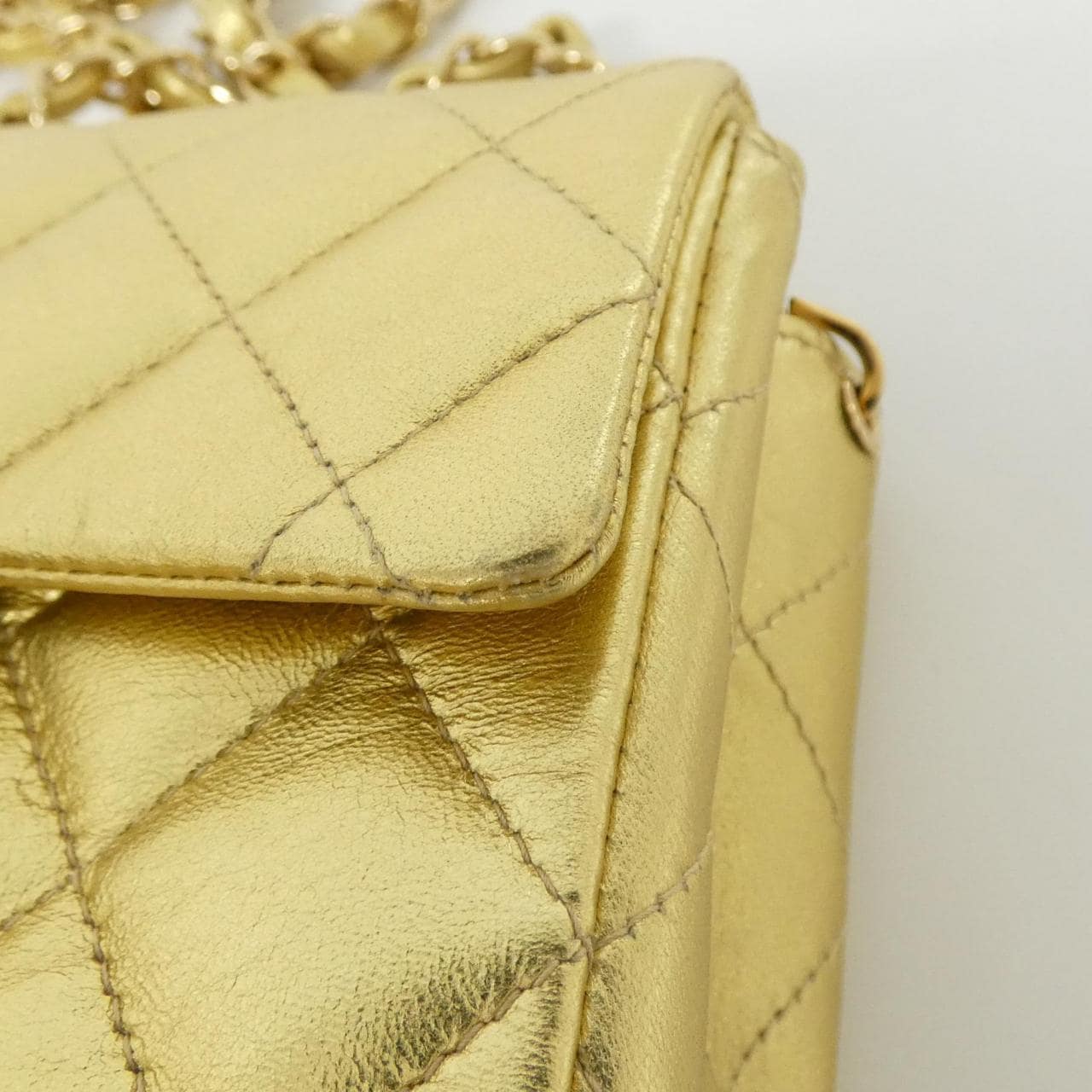 CHANEL Matelasse 1115 肩背包 羊皮 4