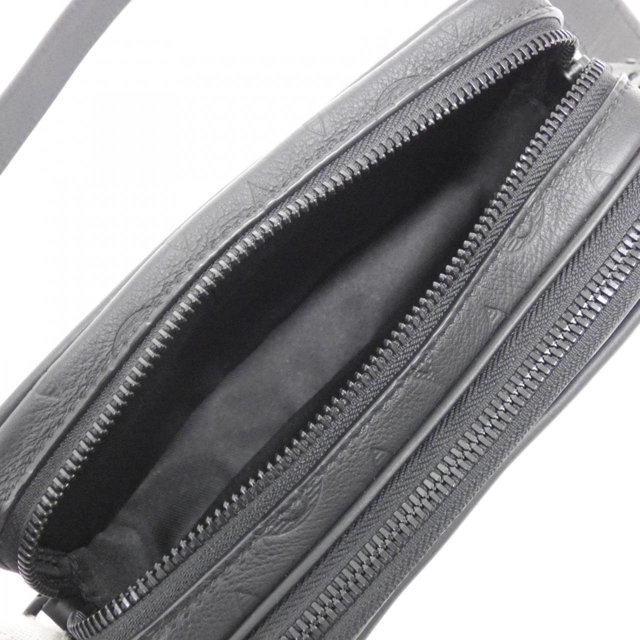 LOUIS VUITTON M82544 Shoulder Monogram 5
