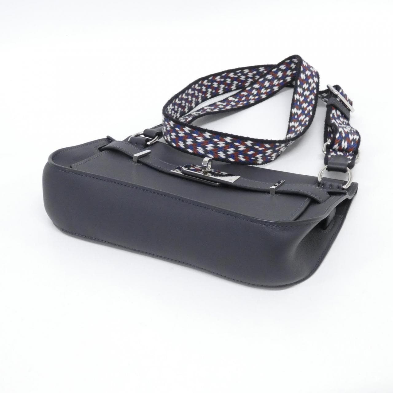 HERMES 084332CK 肩背包 Swift 3