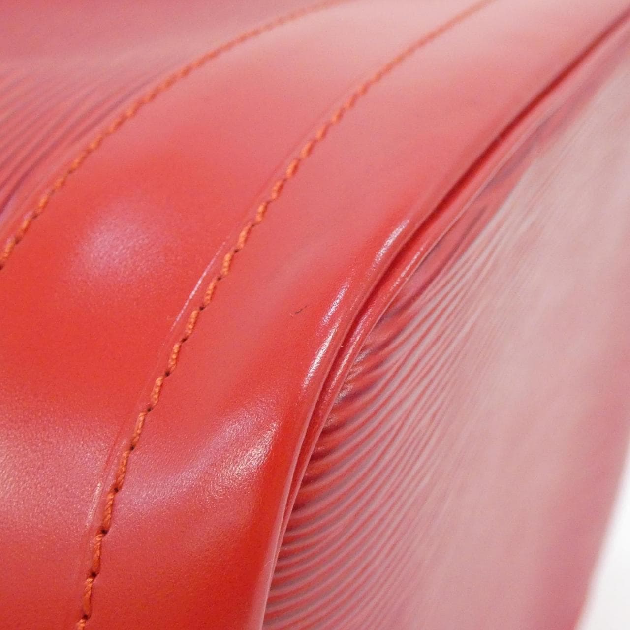 LOUIS VUITTON M44007 肩背包 Epi 3