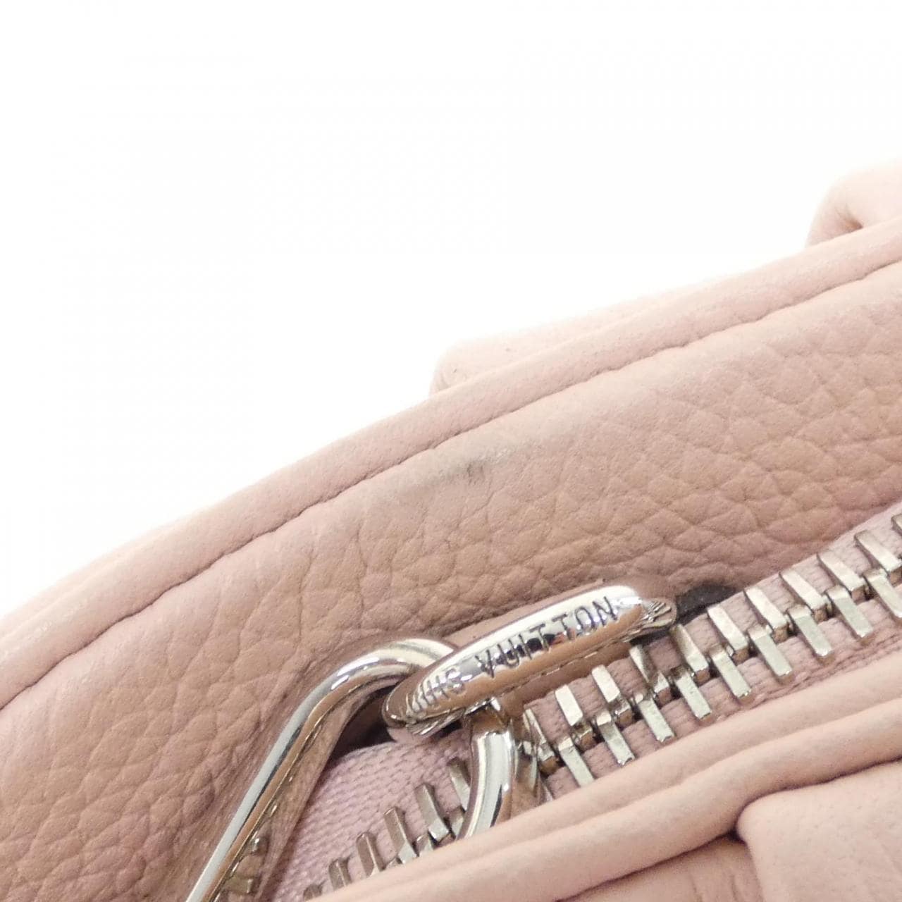 LOUIS VUITTON Mahina M80092 Shoulder 5