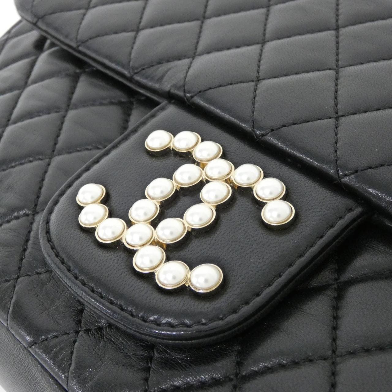 CHANEL 39011 肩背包 羊皮 4
