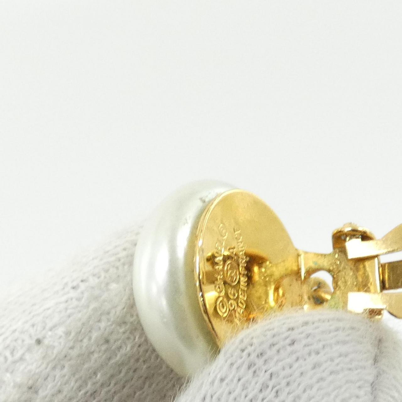 CHANEL Accessories 3