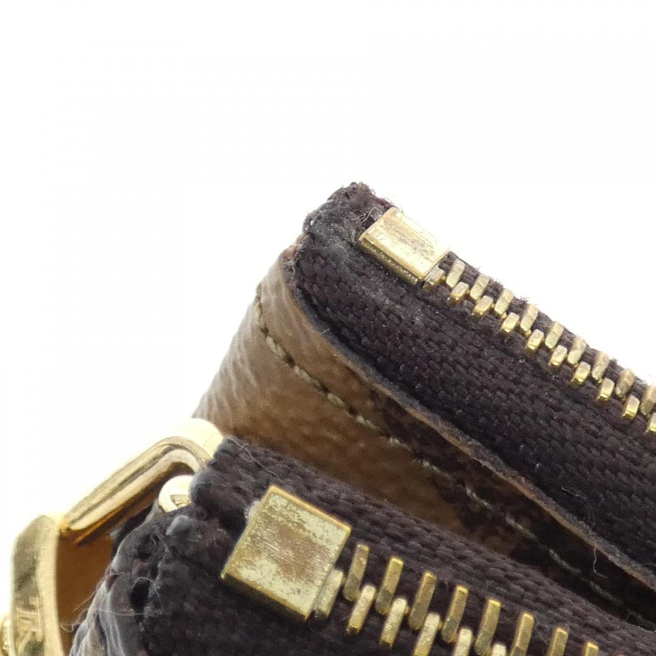 LOUIS VUITTON Pochette M69203 Shoulder Monogram 5