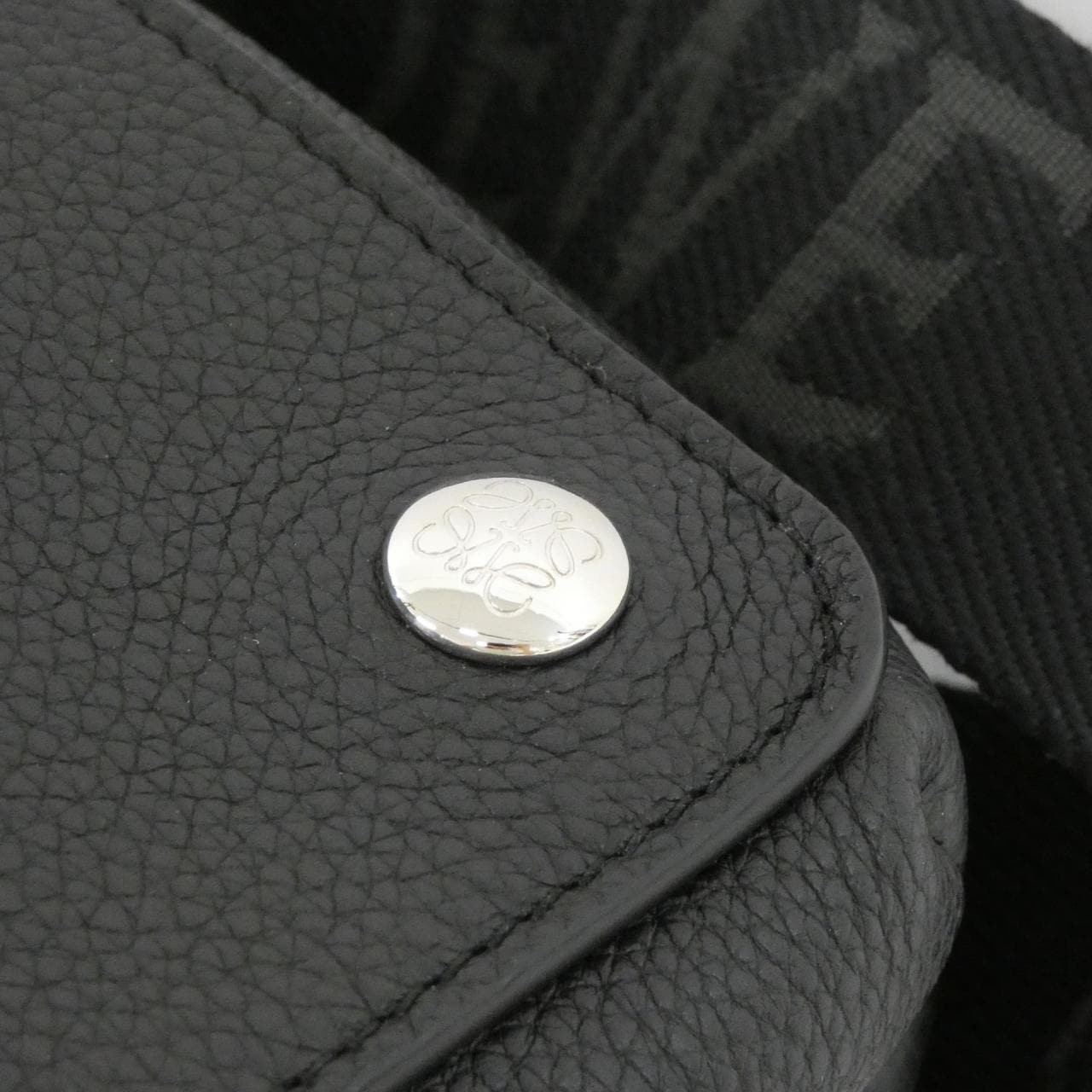 LOEWE BANBA73X05 Shoulder 5