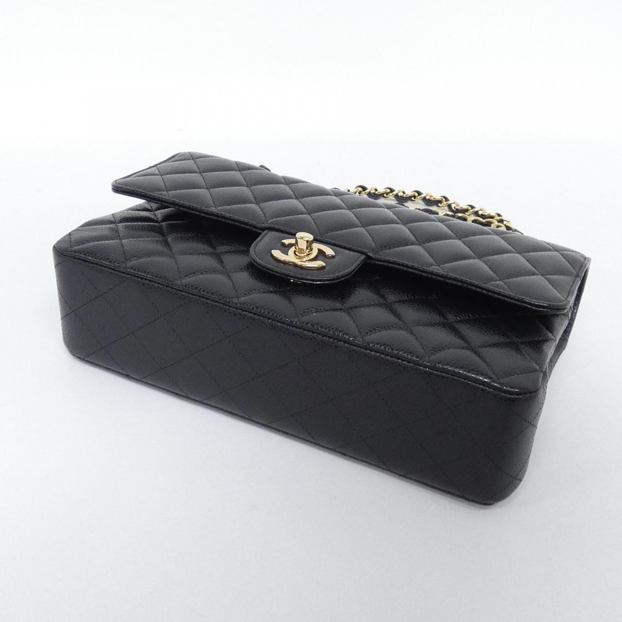 CHANEL Matelasse 1112 Shoulder Grained Calfskin 3