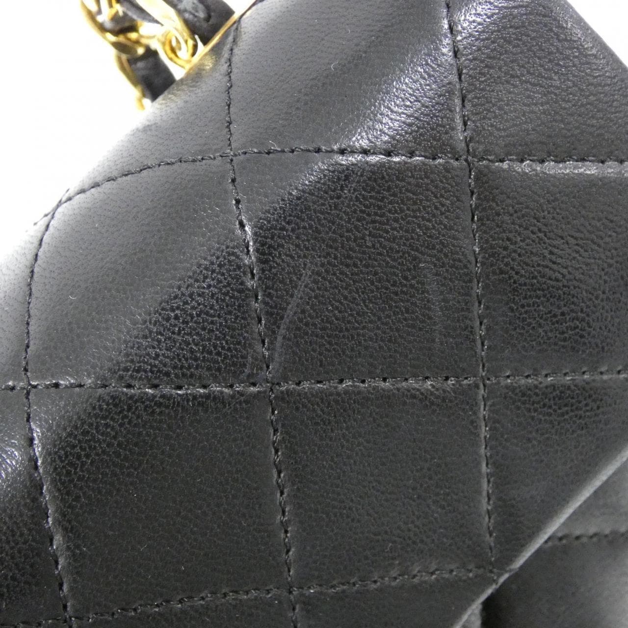 CHANEL Matelasse 1115 Shoulder Lambskin 5