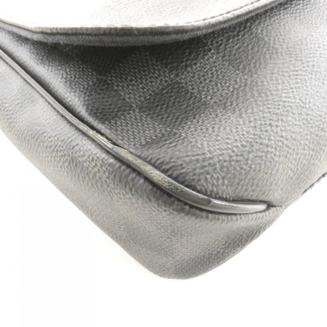 LOUIS VUITTON District N41260 Shoulder Damier 3