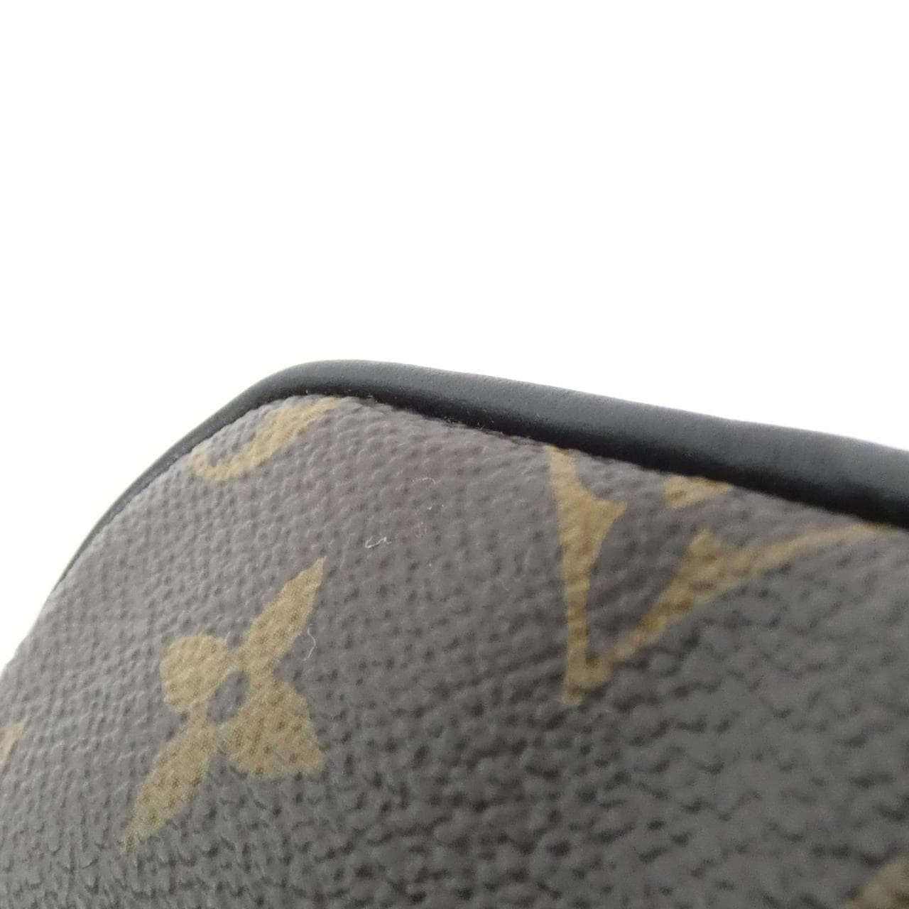LOUIS VUITTON M44470 肩背包 Monogram 4