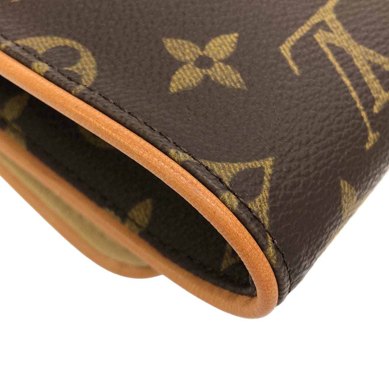 LOUIS VUITTON Pochette M51852 肩背包 Monogram 3