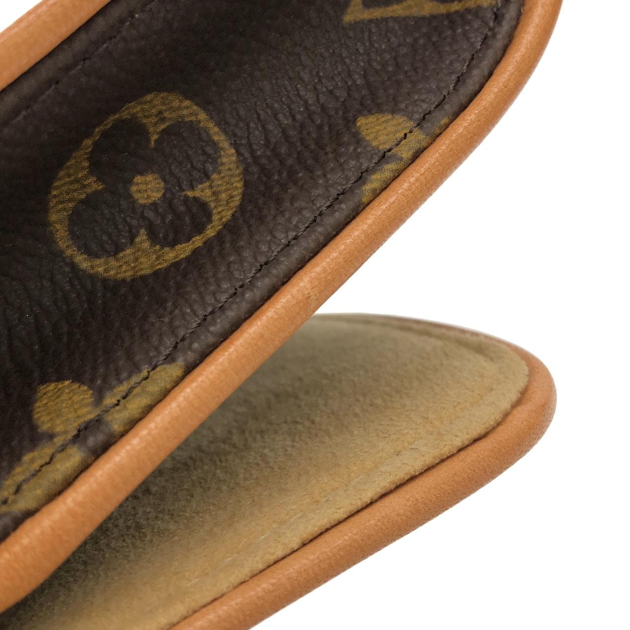 LOUIS VUITTON Pochette M51852 肩背包 Monogram 5