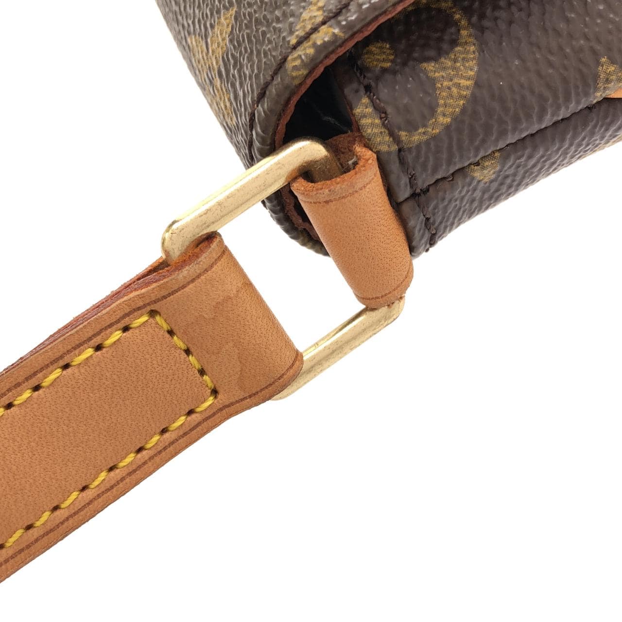 LOUIS VUITTON Musette M51257 Shoulder Monogram 4