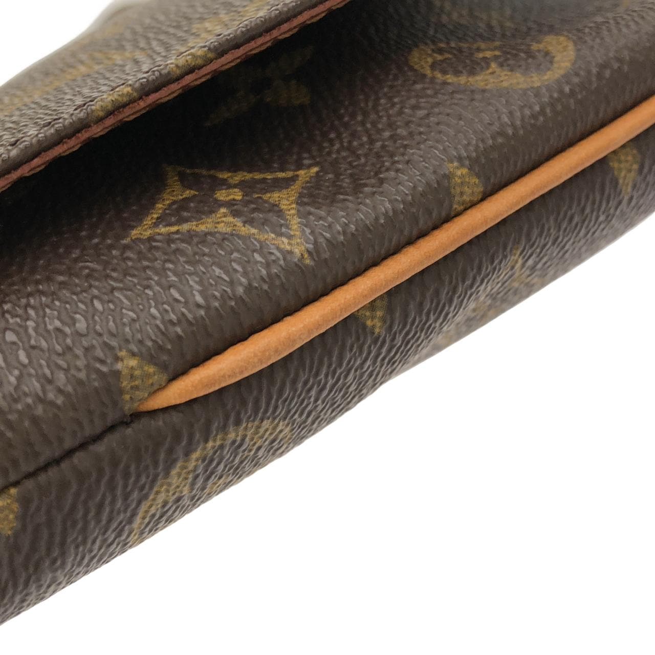 LOUIS VUITTON Musette M51257 Shoulder Monogram 5