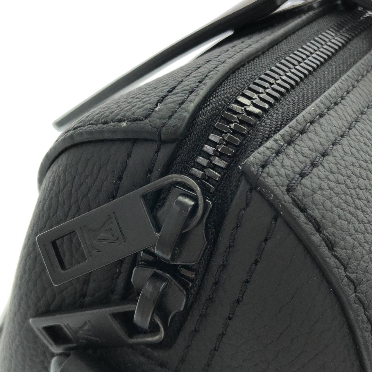 LOUIS VUITTON Keepall M59255 肩背包 羊皮 5