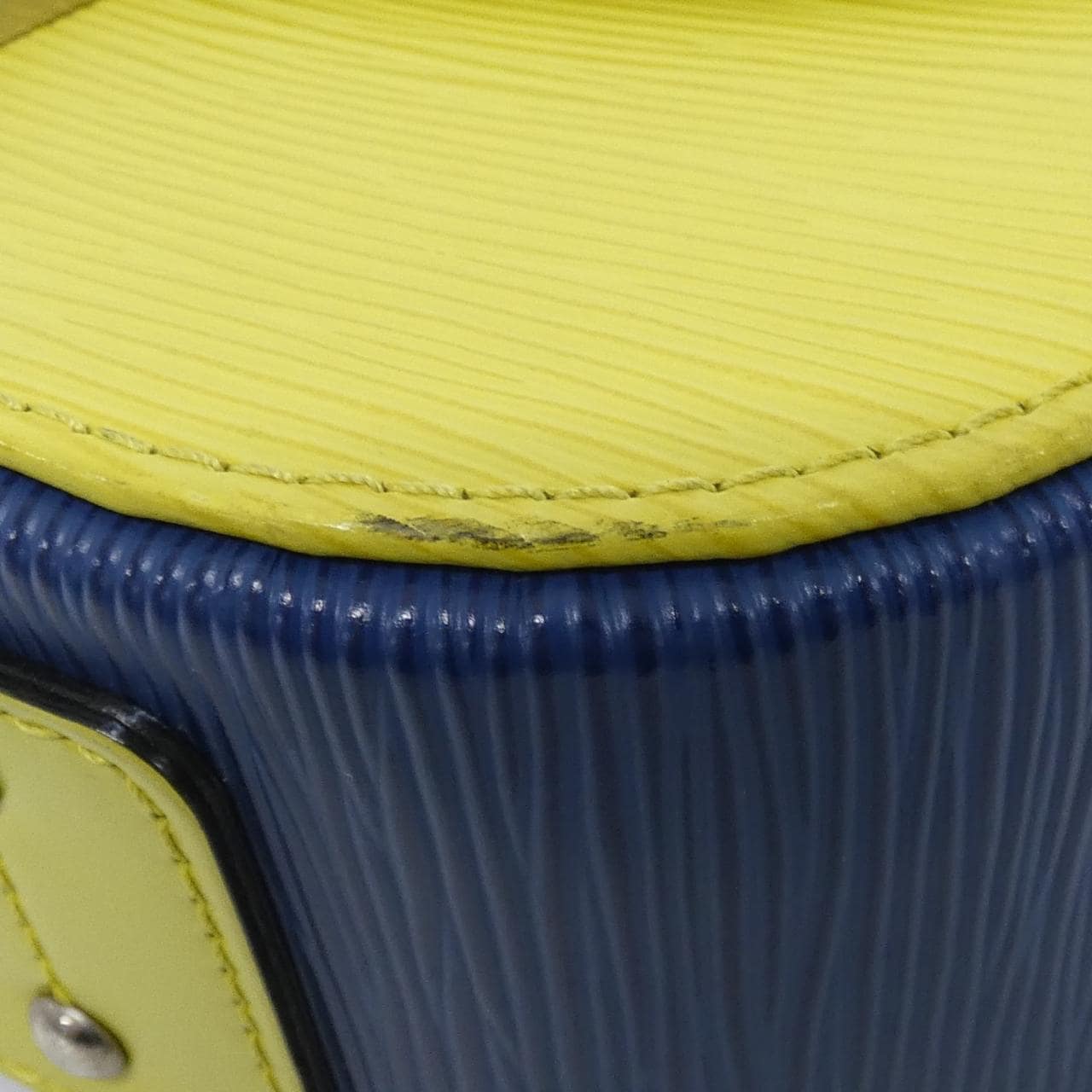 LOUIS VUITTON M40984 手提包 Epi 3
