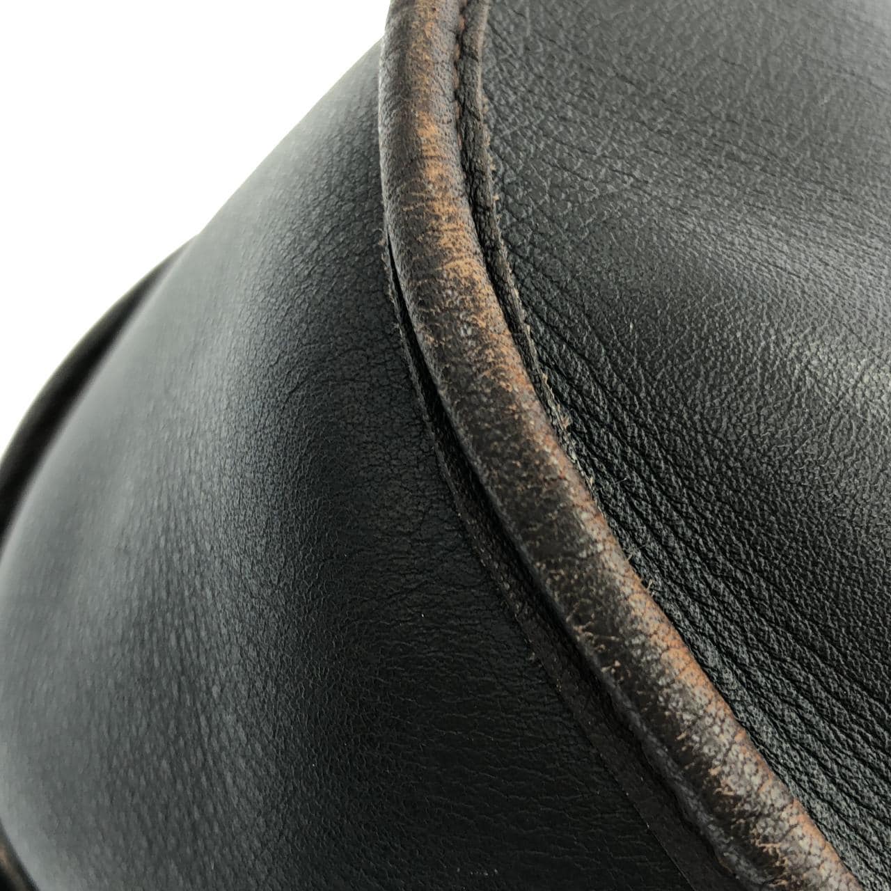 LOEWE 312 75 H80 肩背包 3