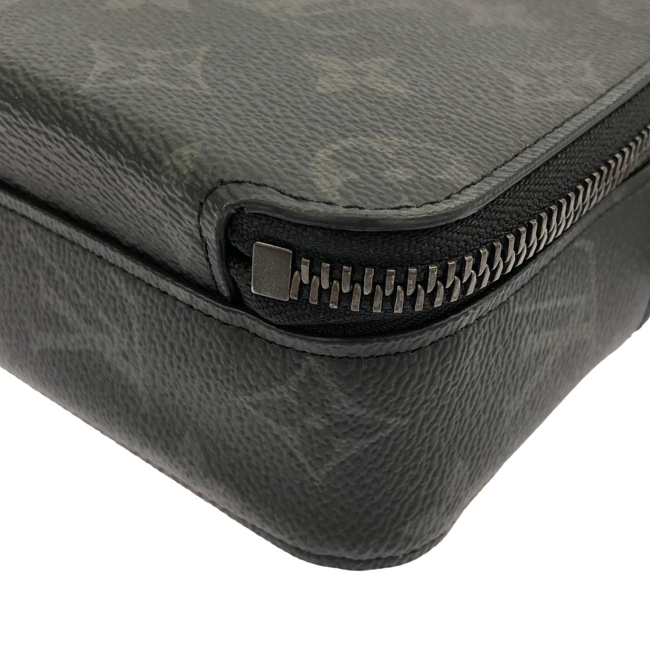 LOUIS VUITTON Eclipse M81260 Shoulder Monogram 3