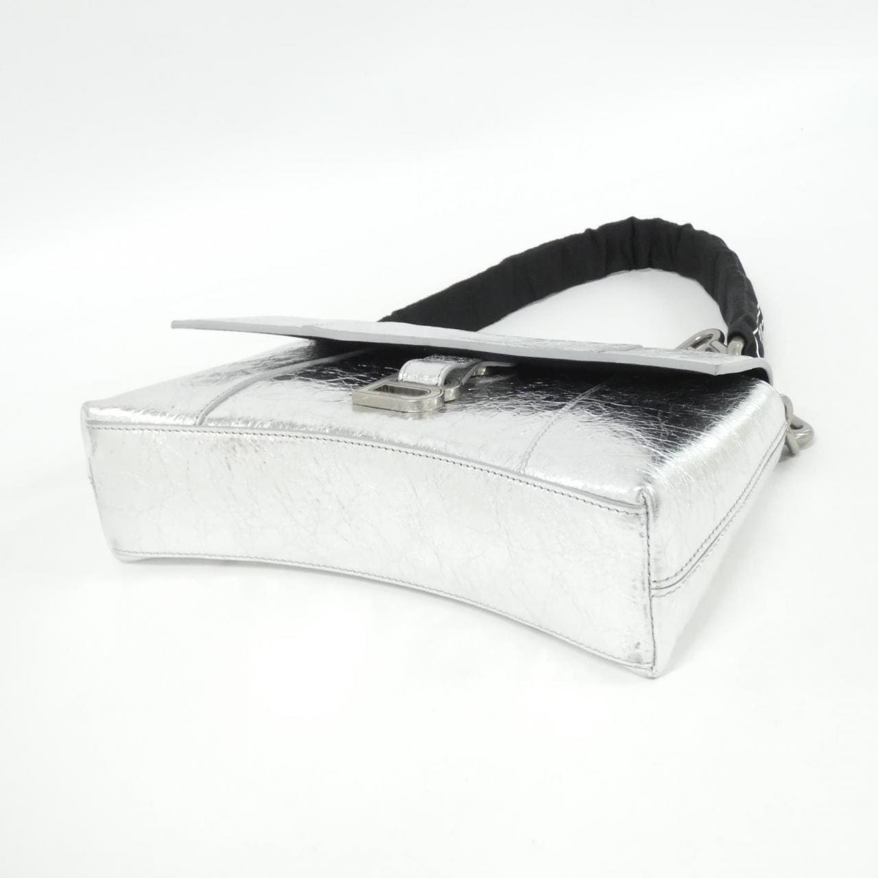 BALENCIAGA Le City 689121 0GT5Y 肩背包 皮革 3