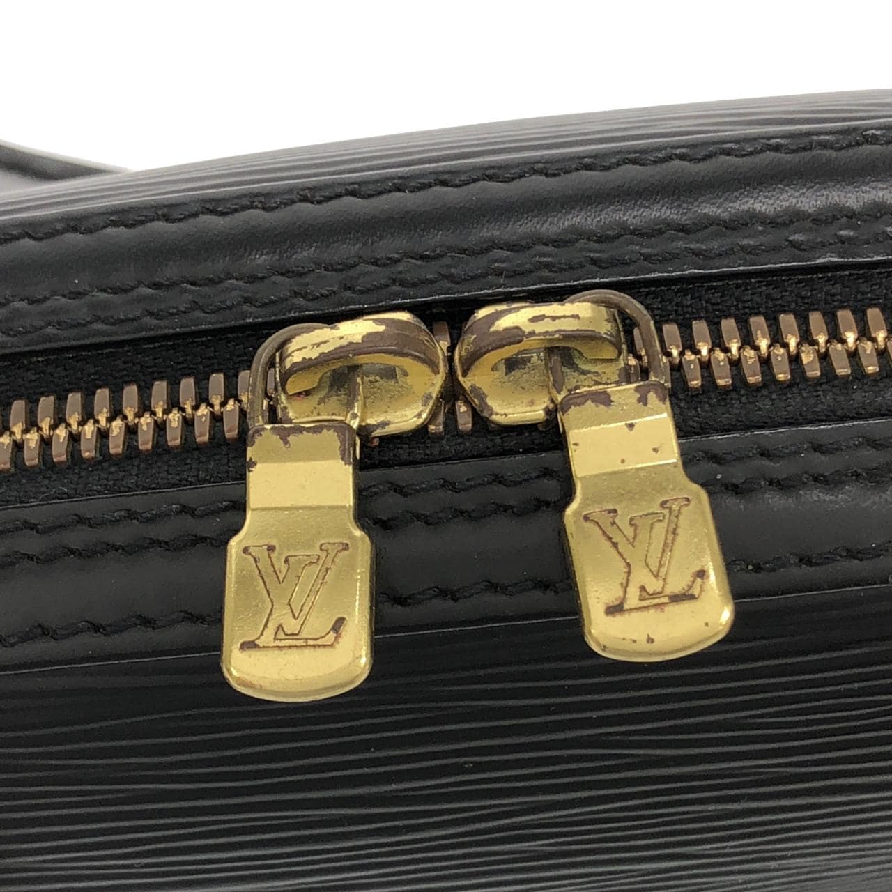 LOUIS VUITTON M52082 手提包 Epi 4