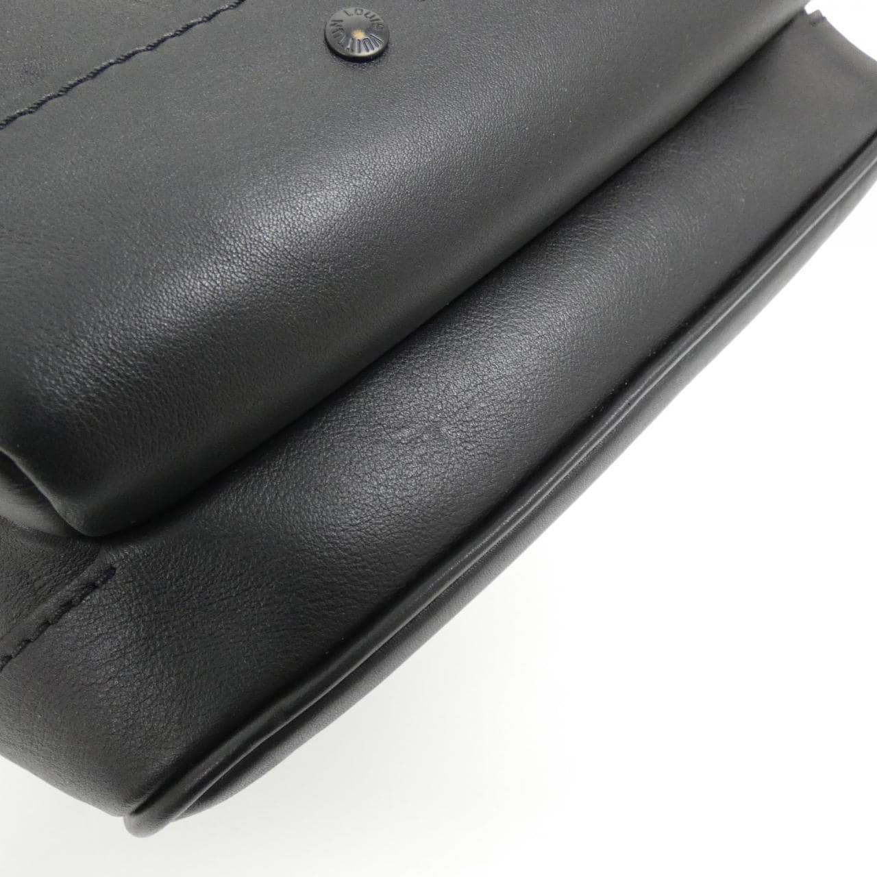 LOUIS VUITTON M46107 Shoulder Monogram 4