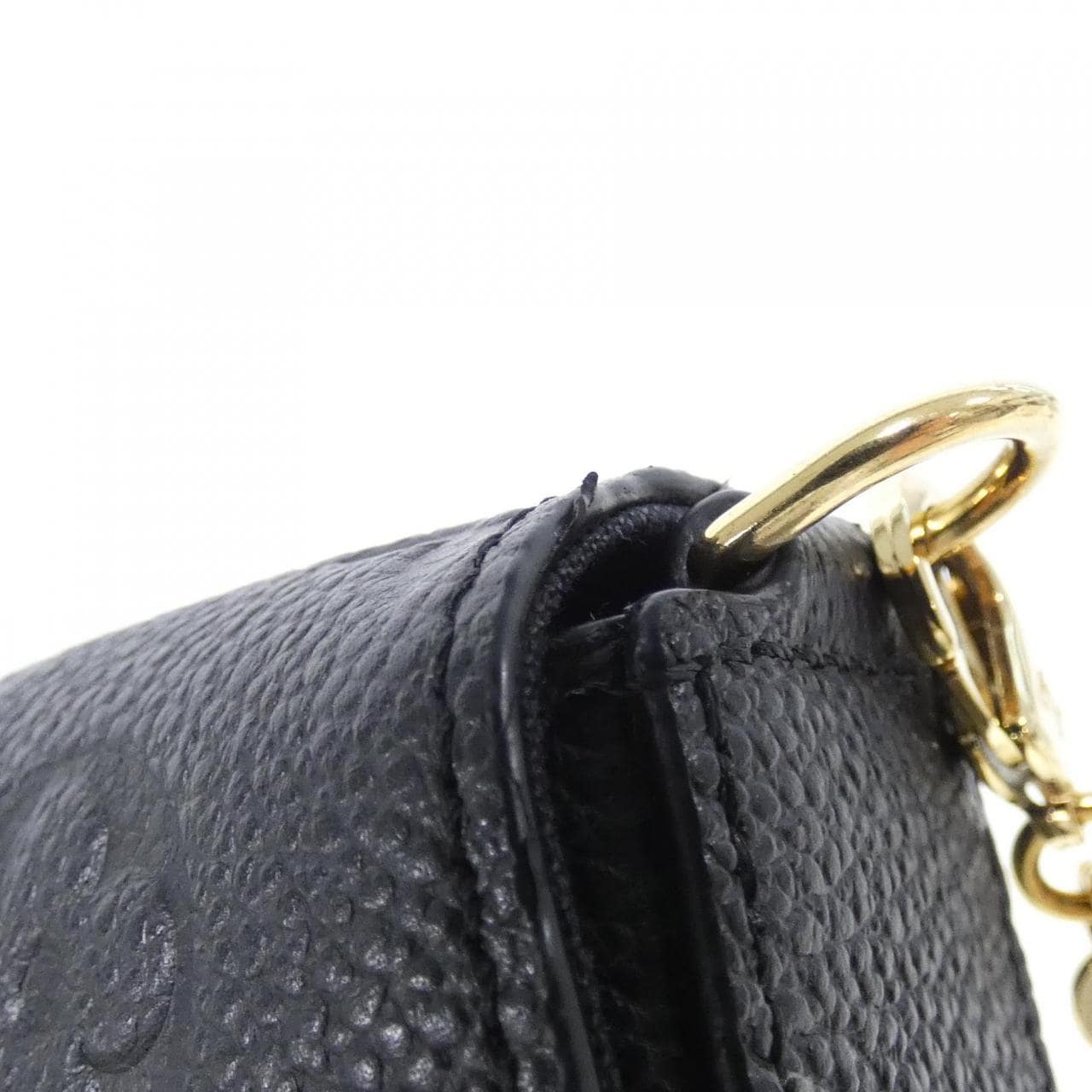 LOUIS VUITTON Pochette M64064 Shoulder Monogram 4