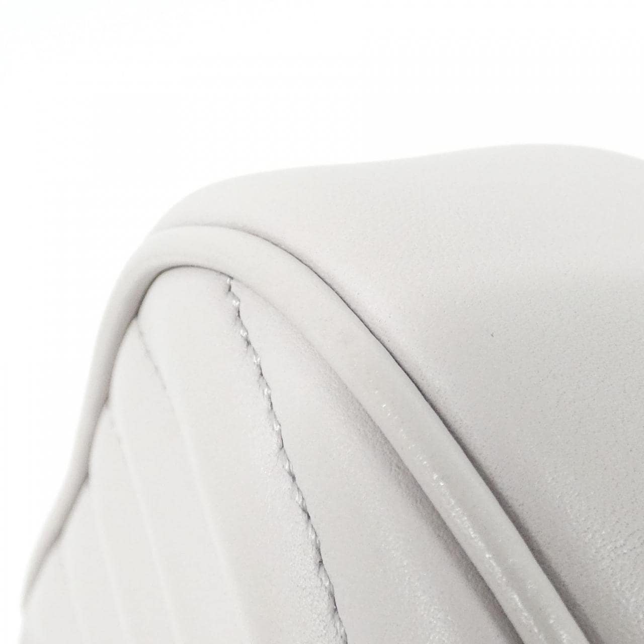 LOUIS VUITTON Pochette M57864 肩背包 3