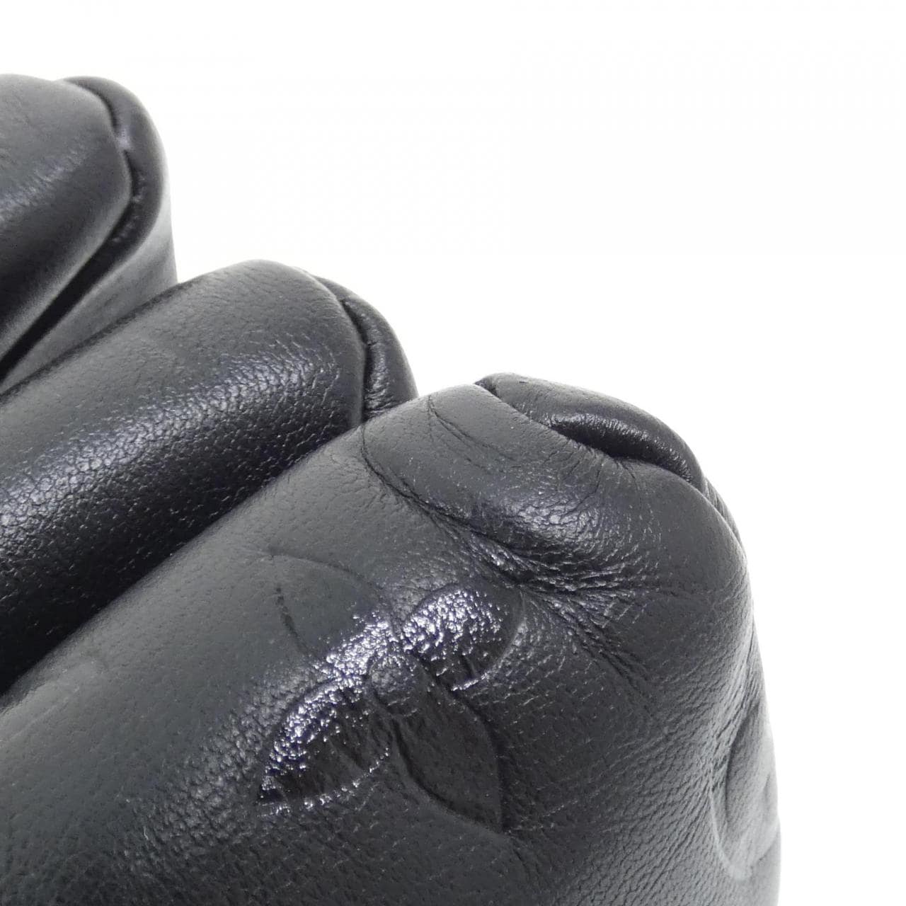 LOUIS VUITTON M57790 肩背包 羊皮 2