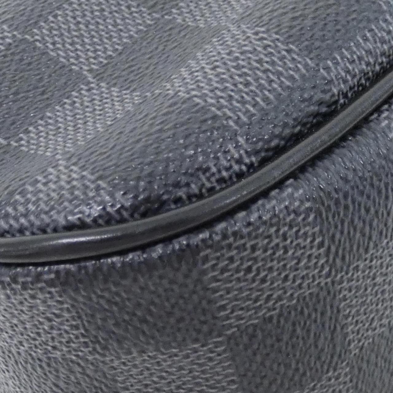 LOUIS VUITTON N51213 肩背包 Damier 4