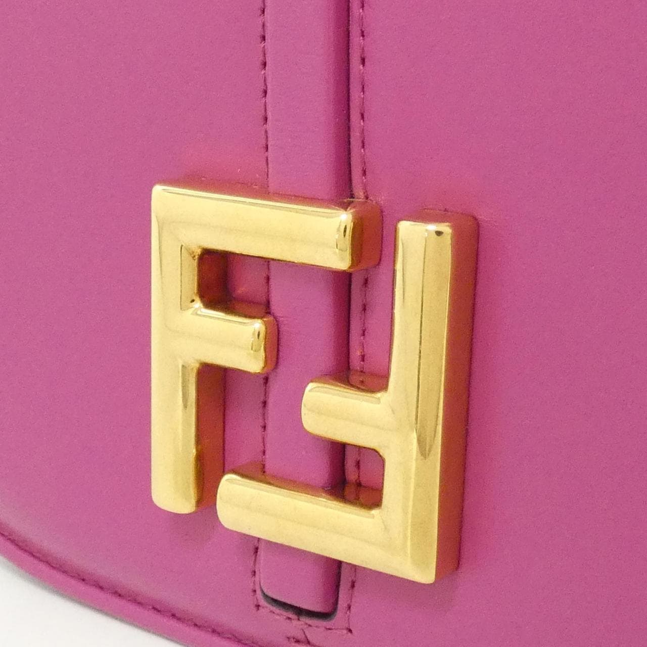 FENDI 8BS082 AQ0L 肩背包 皮革 4
