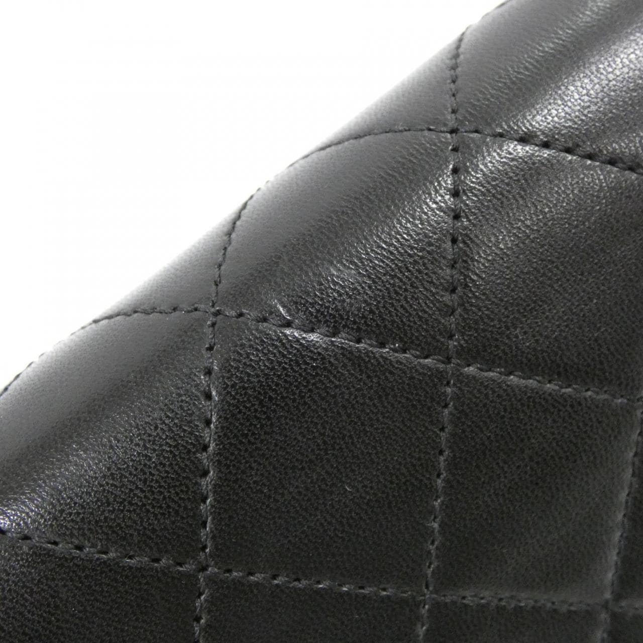 CHANEL 03569 Shoulder Lambskin 5