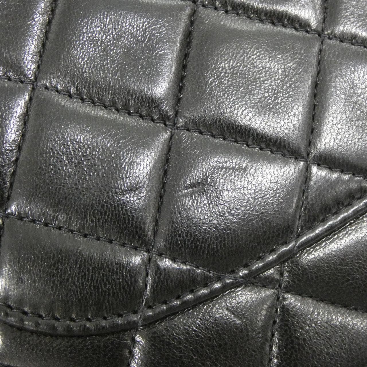 CHANEL Matelasse 1112 Shoulder Lambskin 4