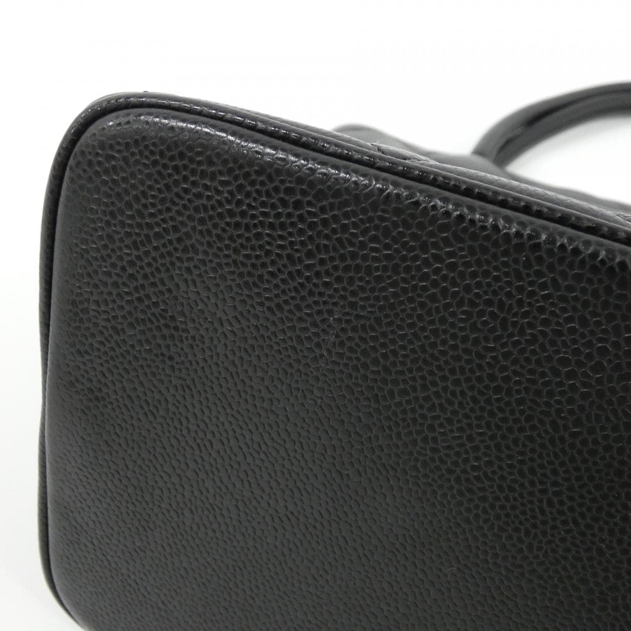 CHANEL Matelasse 1804 Handbag Grained Calfskin 3