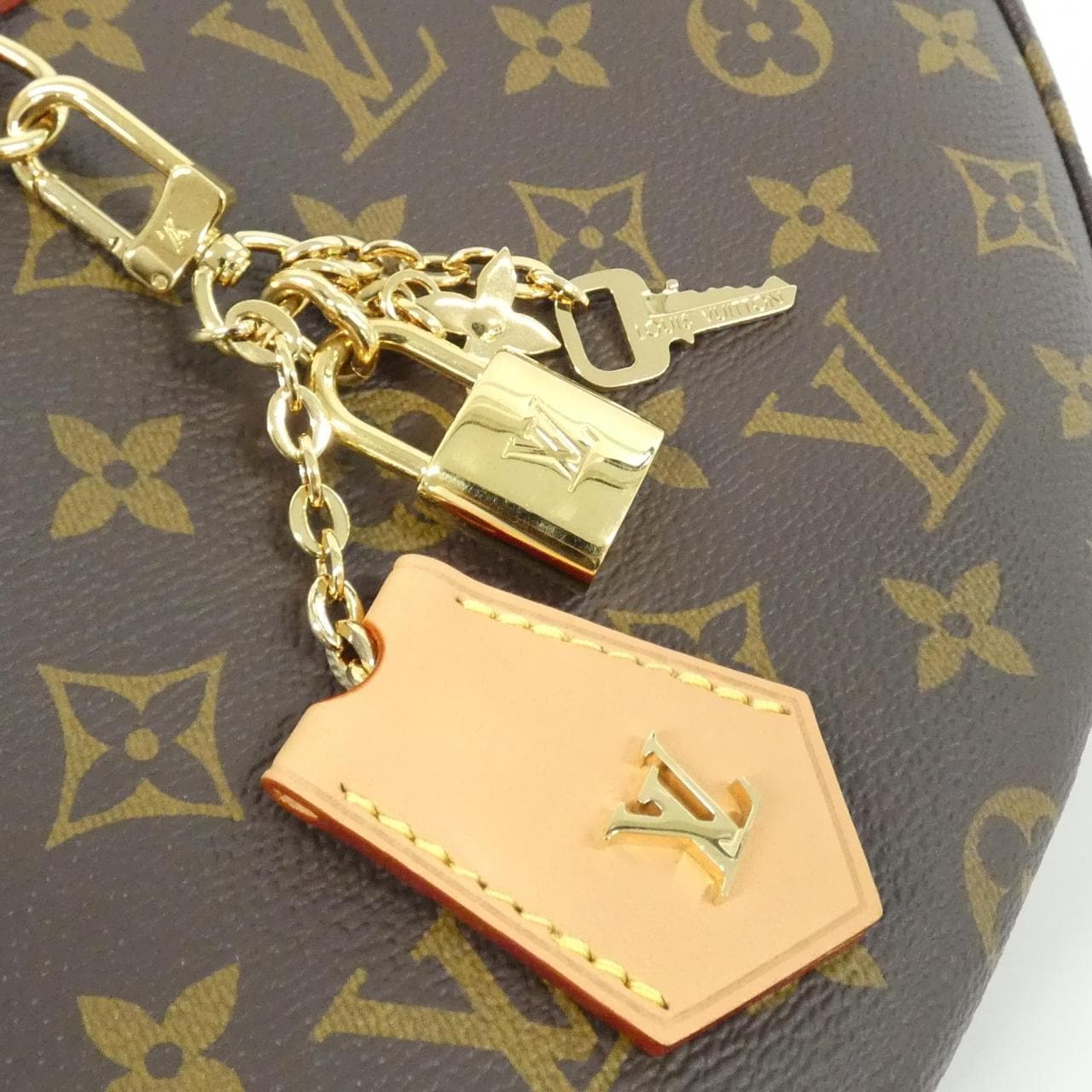 LOUIS VUITTON Looping M12939 Shoulder Monogram 4